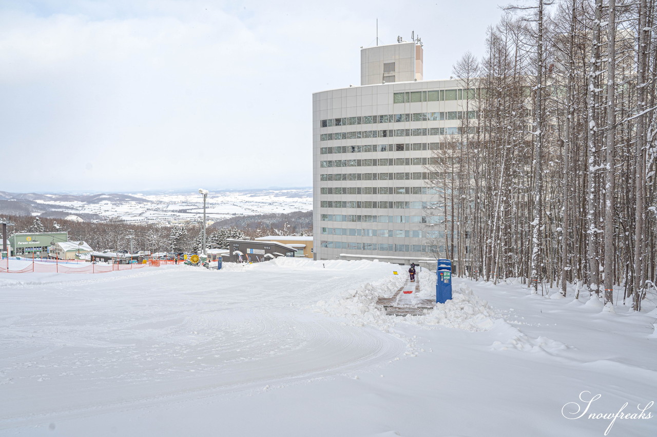 富良野スキー場　気温 -14℃。ダイヤモンドダストが煌めく、国内屈指のリゾートゲレンデを堪能♪